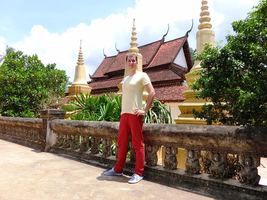 attraction-Wat Bo Pagoda traveler.jpg